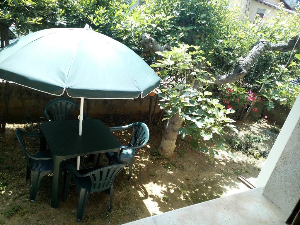 B&B A Casa Di Nonna Fondi Esterno foto