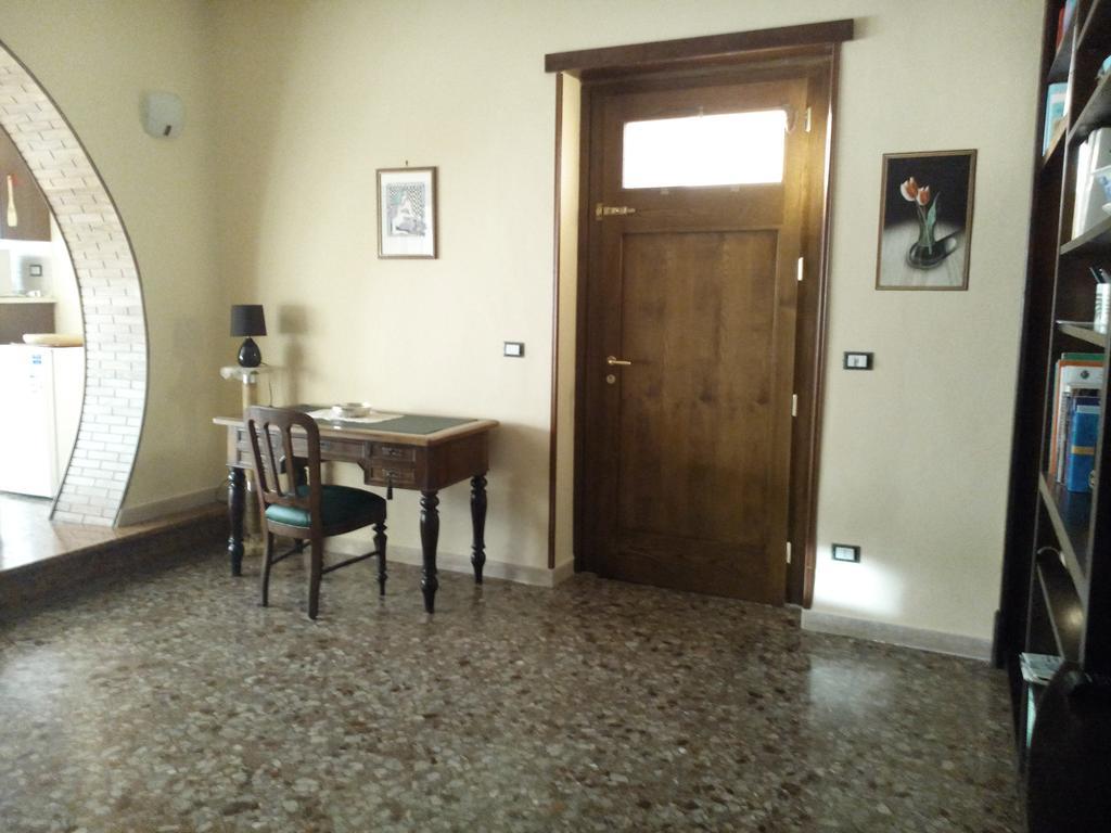 B&B A Casa Di Nonna Fondi Esterno foto