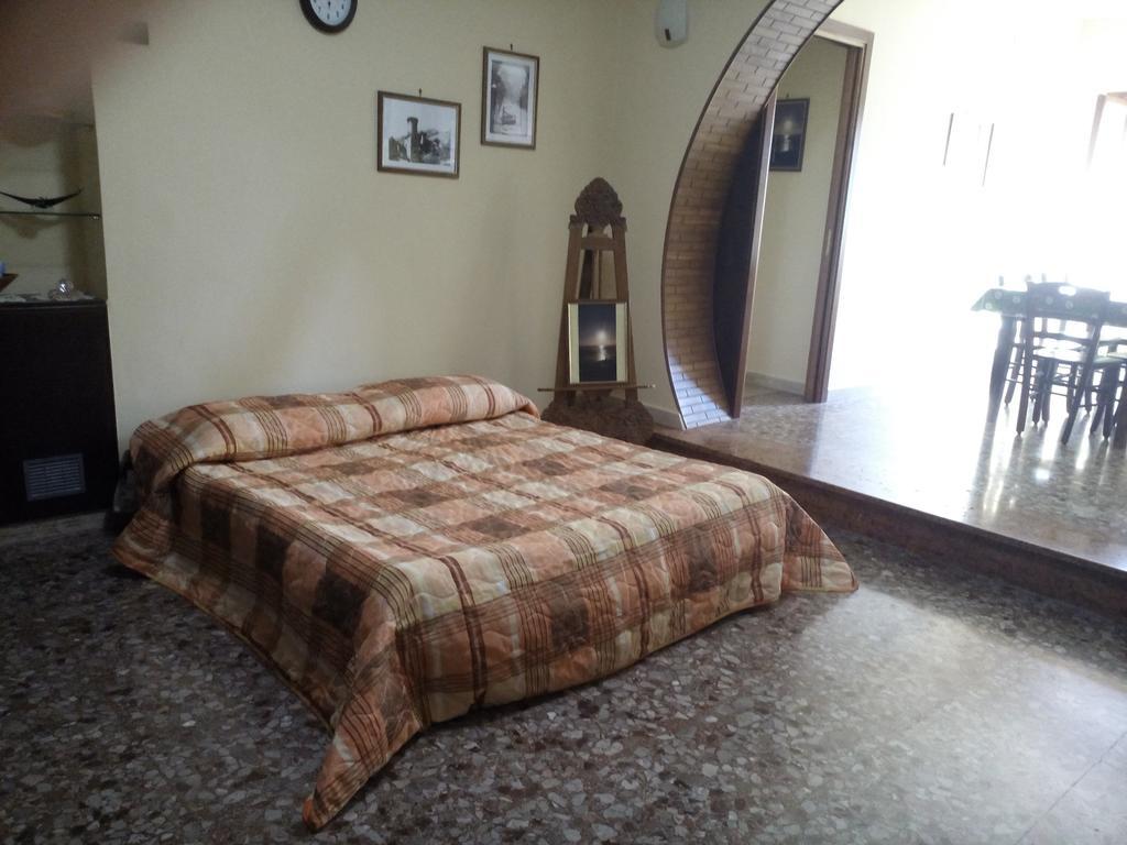 B&B A Casa Di Nonna Fondi Esterno foto