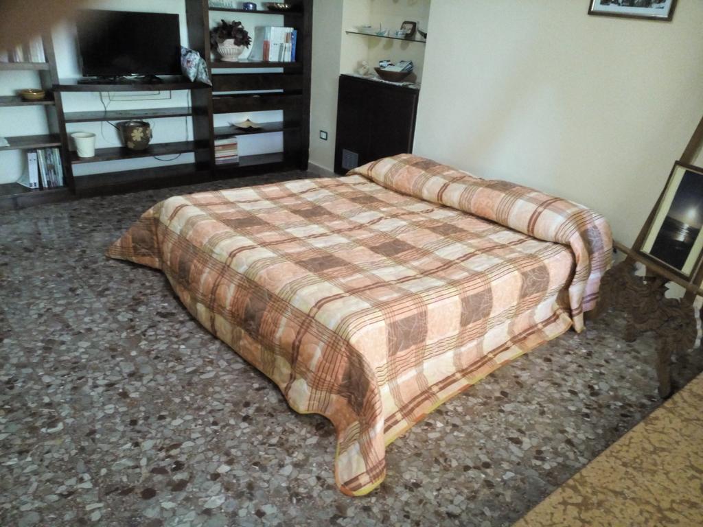 B&B A Casa Di Nonna Fondi Esterno foto